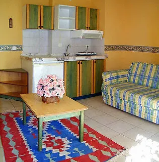 Club Petunya Icmeler